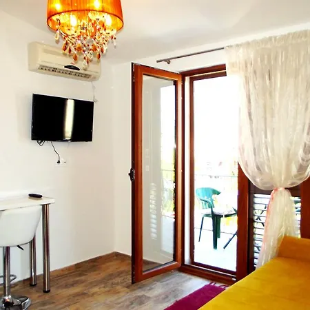 Apartament Mikovic *