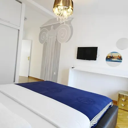 Mikovic Apartament *