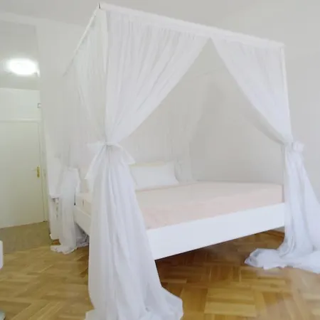 Apartament Mikovic